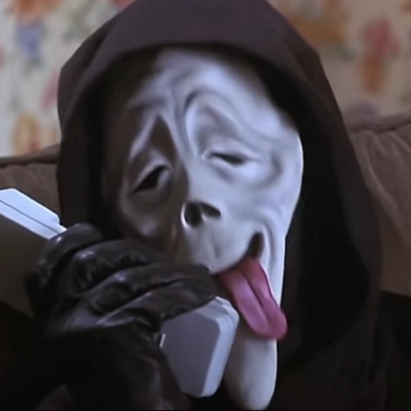 Meet your Posher, Caroline - Picture 1 of 1